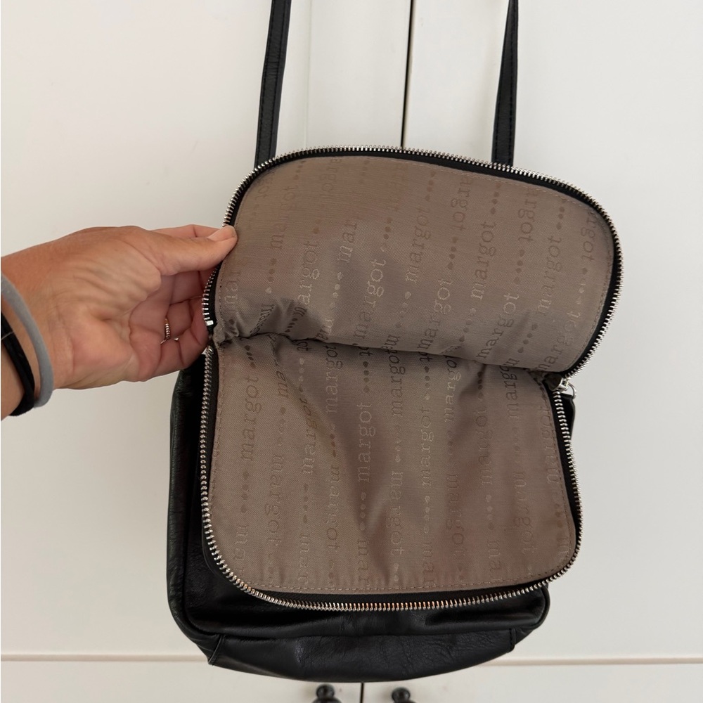 Classic Black Leather Crossbody Bag - Picture 2 of 7